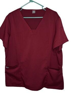 3/$20 NiaaHinn V-Neck Scrub Top in Deep Burgundy
